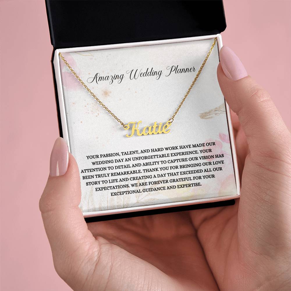 Amazing Planner | Professional Pendant Necklace