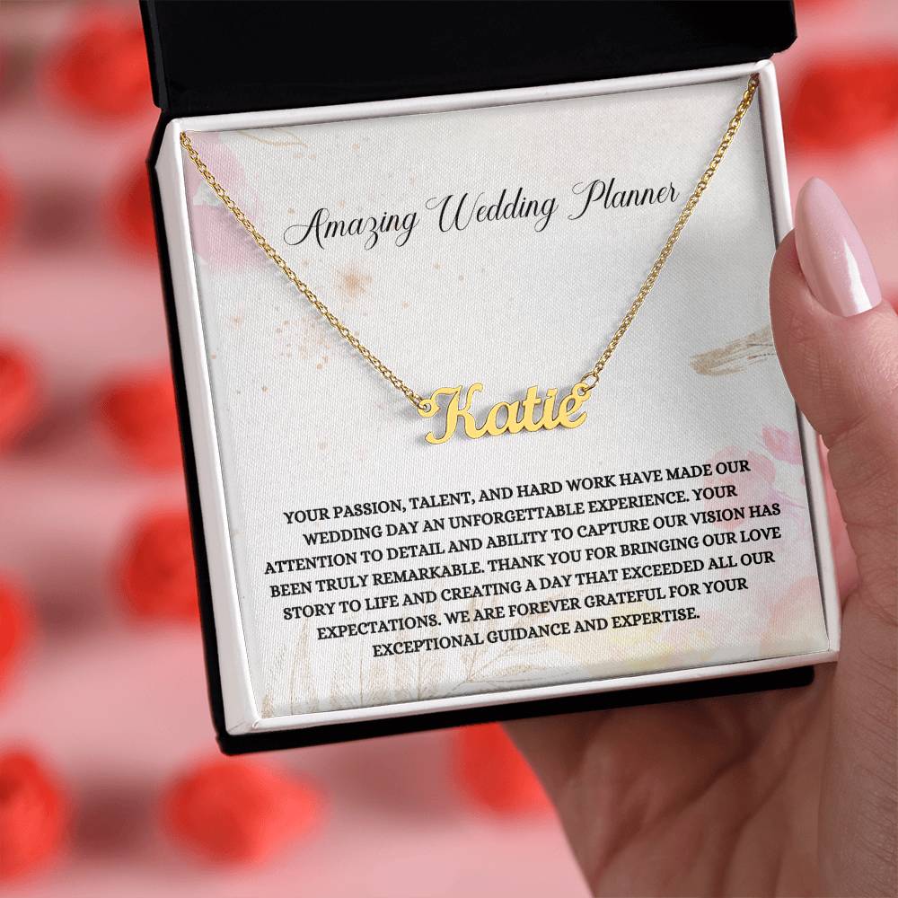 Amazing Planner | Professional Pendant Necklace