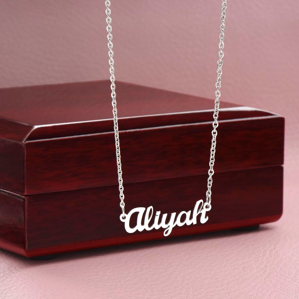 Amazing Planner | Professional Pendant Necklace