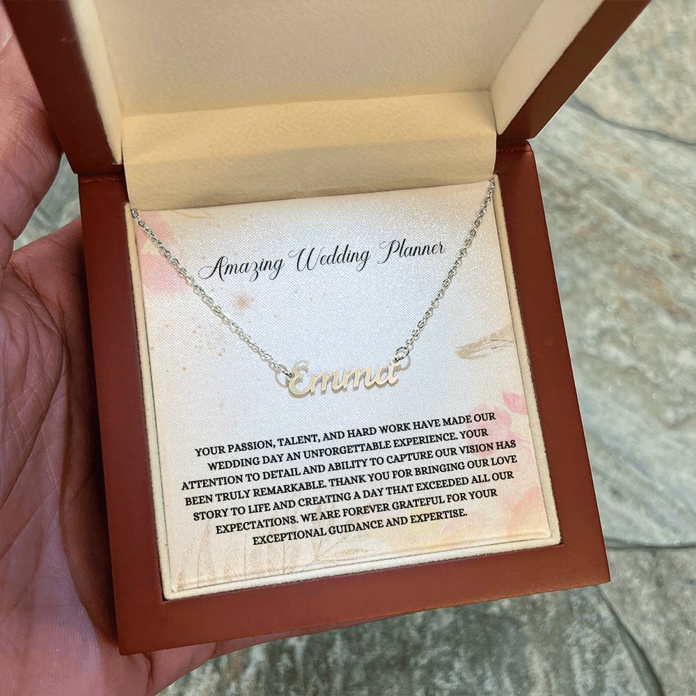 Amazing Planner | Professional Pendant Necklace