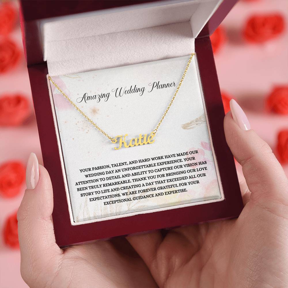 Amazing Planner | Professional Pendant Necklace